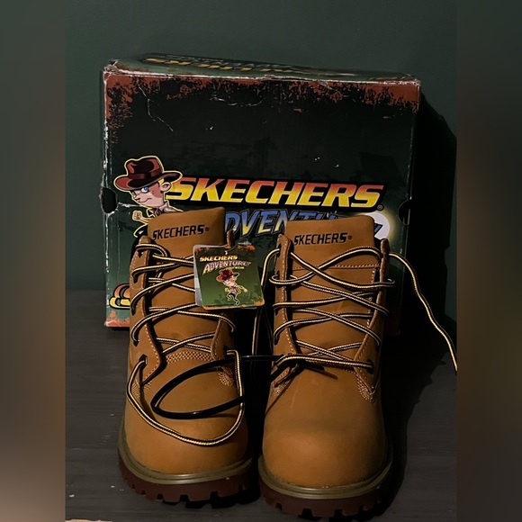 Skechers Adventure Brown Boots - Picture 1 of 5